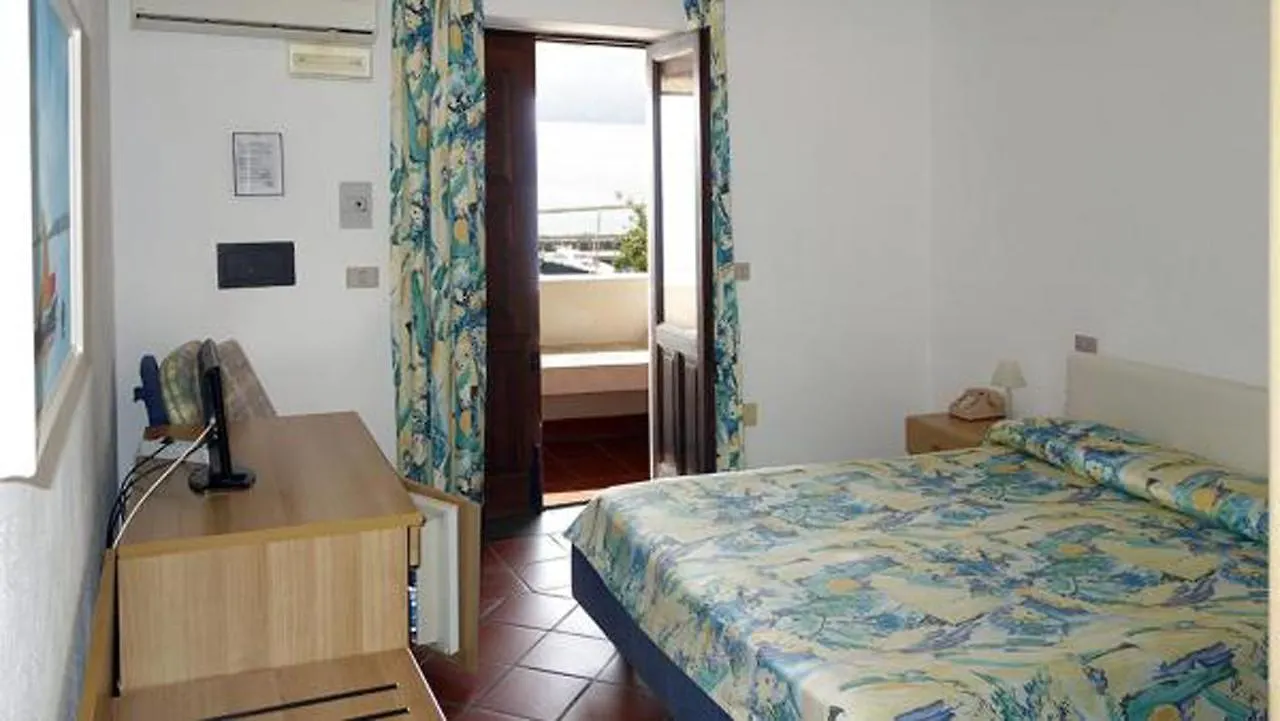 ***  Hotel Bellavista Santa Marina Salina Italy